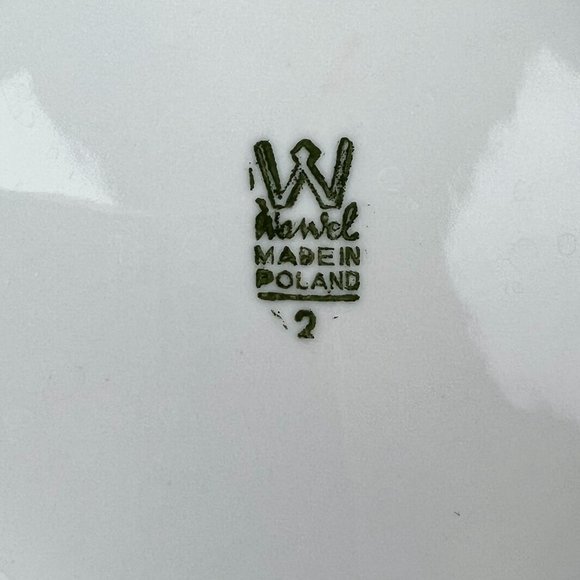 Wawel 4 Rimmed China Soup Bowls Poland Embossed Scalloped White Pink Roses - Picture 12 of 12